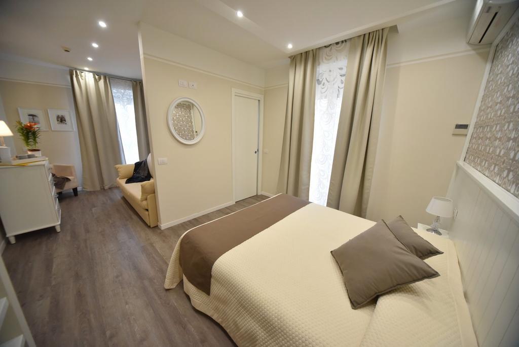 Junior Suite,753193235:JPEG